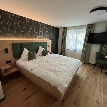 Pitschonia Self Check-in Aparthotel