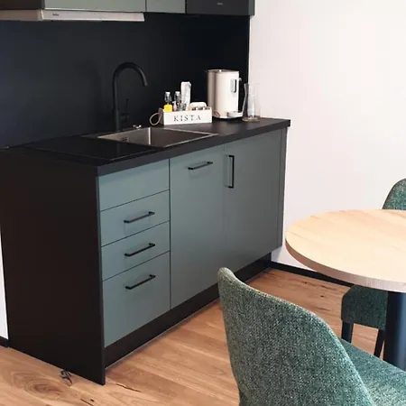 Pitschonia Self Check-in 3*