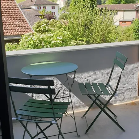 Pitschonia Self Check-in Lägenhetshotell Andeer