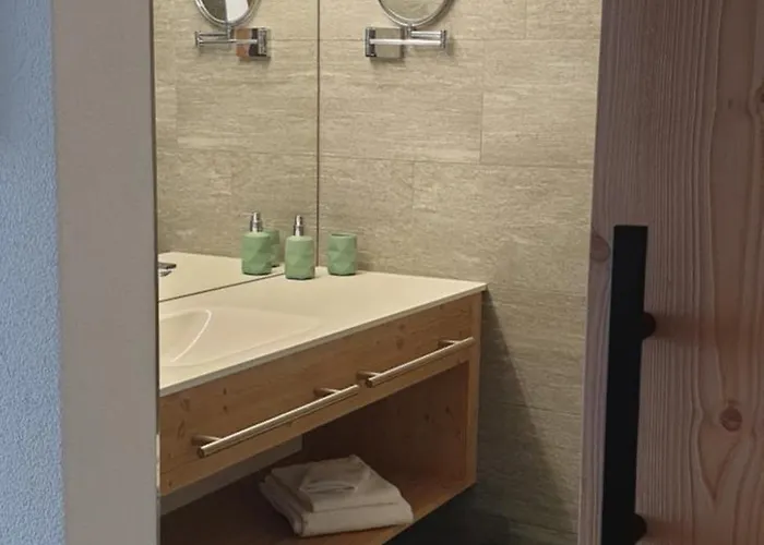 Aparthotel Pitschonia Self Check-in