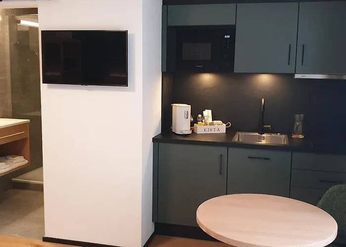 Pitschonia Self Check-in Apart-hotel 3*