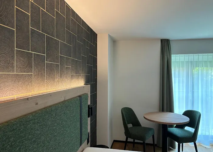 Pitschonia Self Check-in 3* Andeer