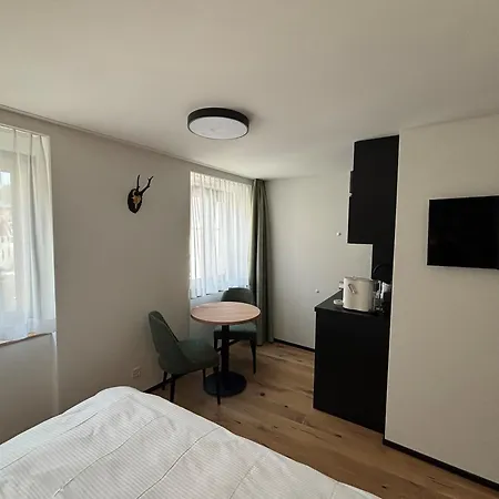 Aparthotel Pitschonia Self Check-in